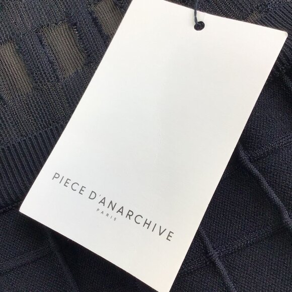 PIECE D'ANARCHIVE BLACK SLEEVELESS GRID-PATTERN KNIT SHEATH DRESS - Picture 4 of 6